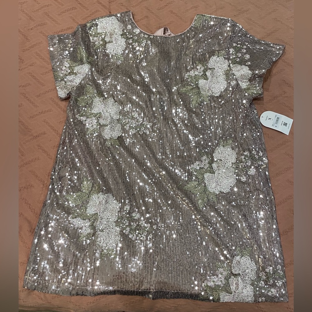 ARULA sequin mini dress. Size XL (10-12). NWT.
